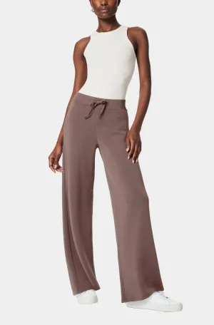 Airessentials Wide Leg Pant