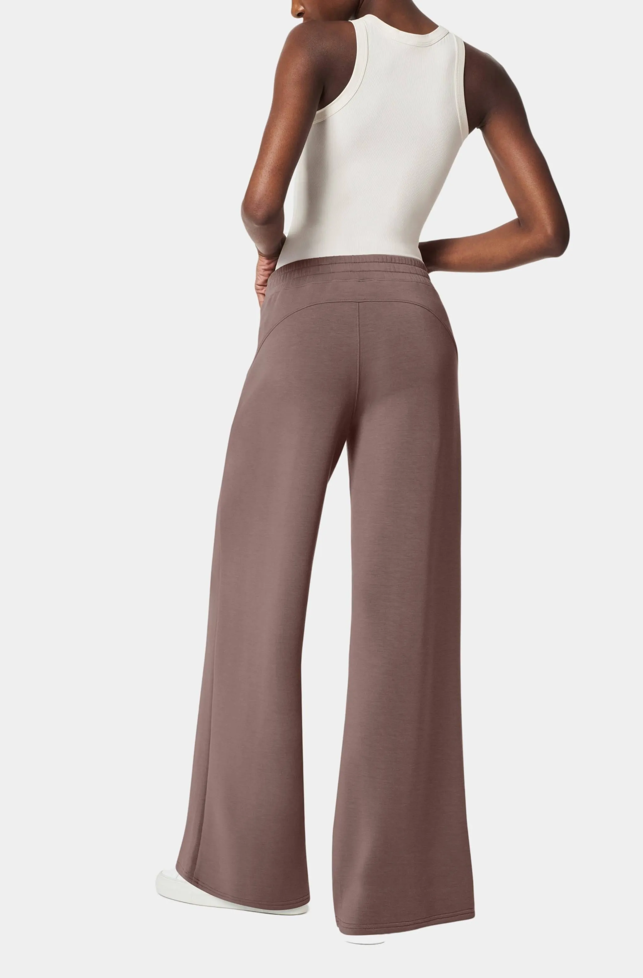 Airessentials Wide Leg Pant