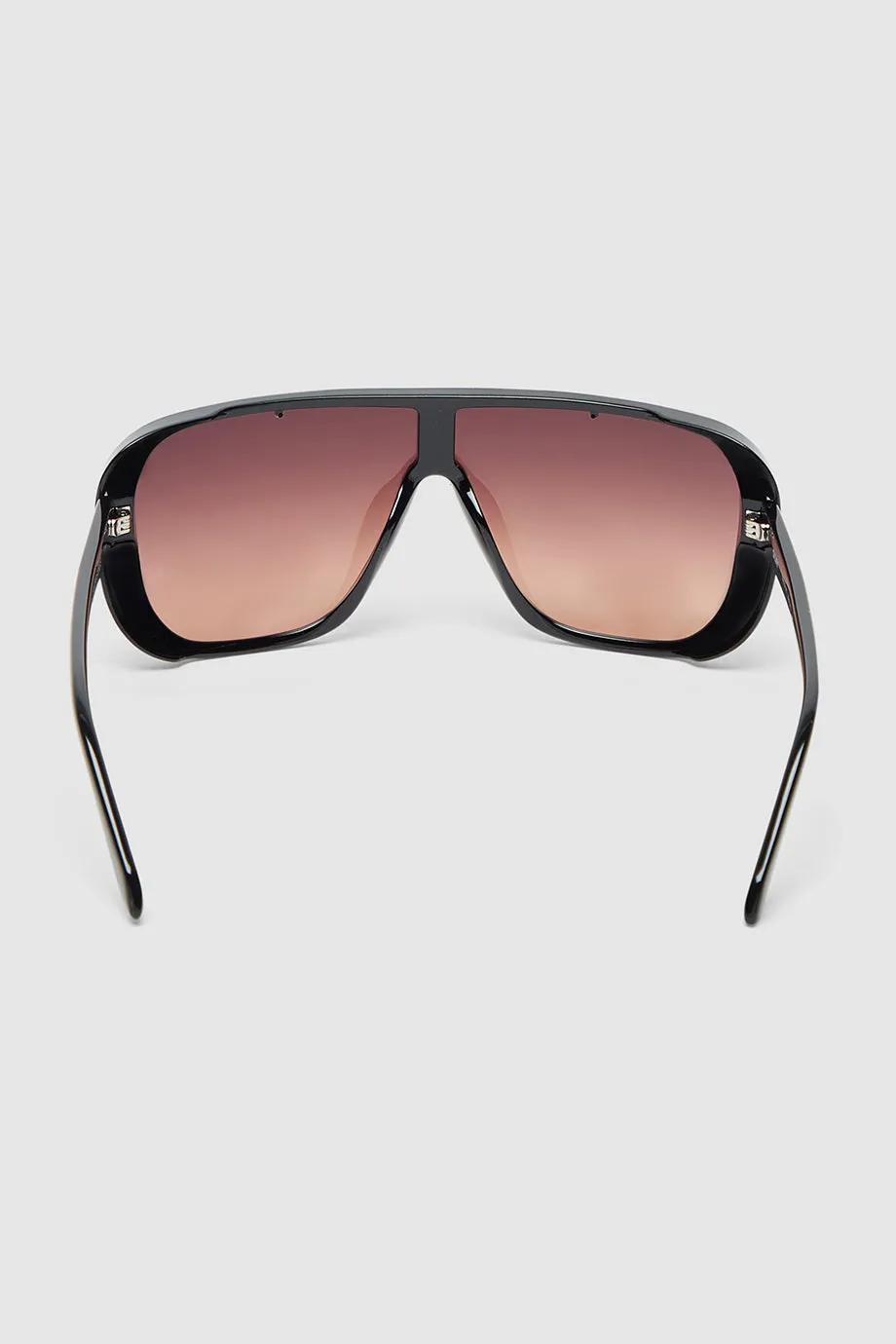 Center Stage Sunglasses