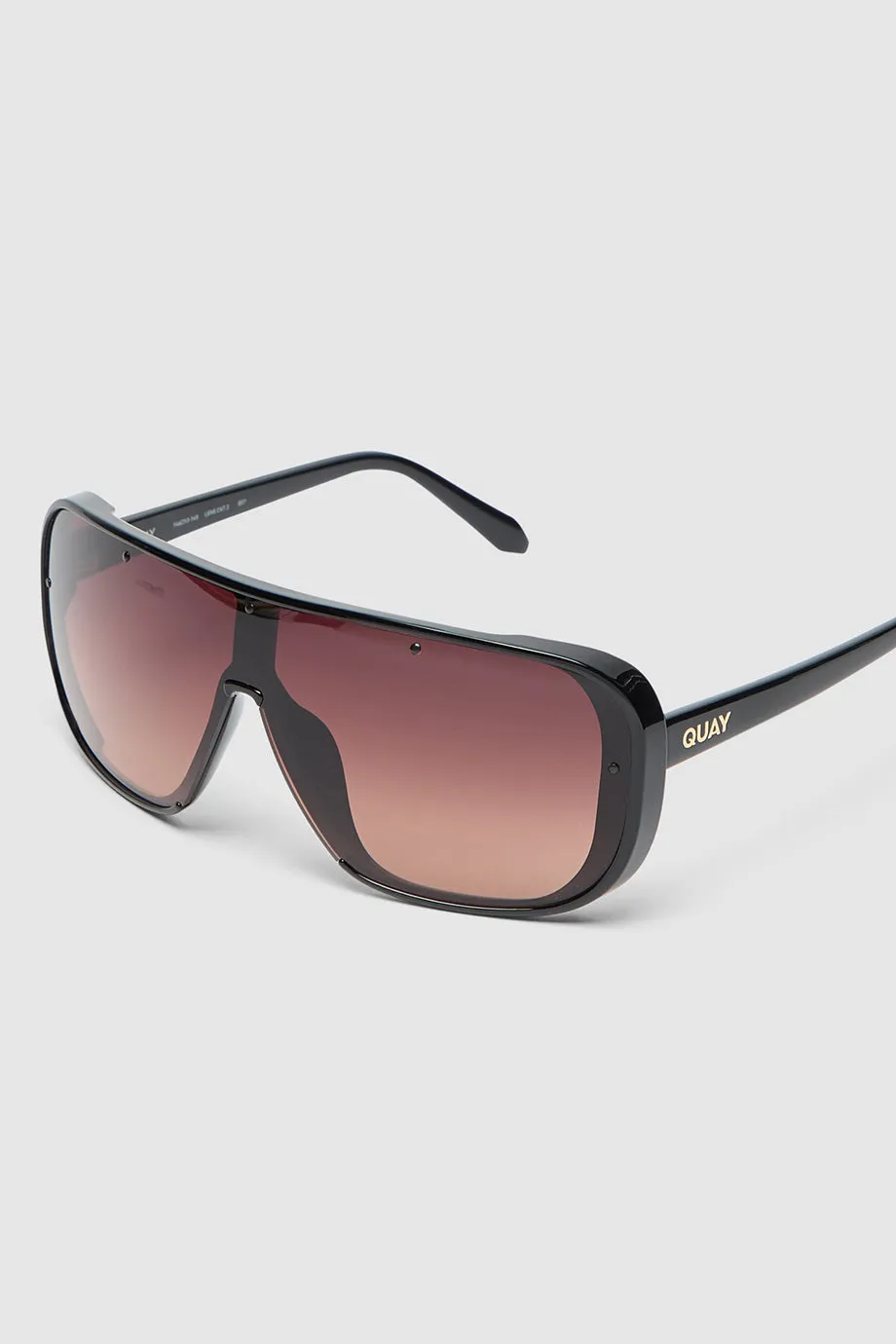 Center Stage Sunglasses