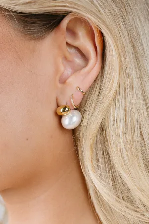 Classic Pearl Earrings