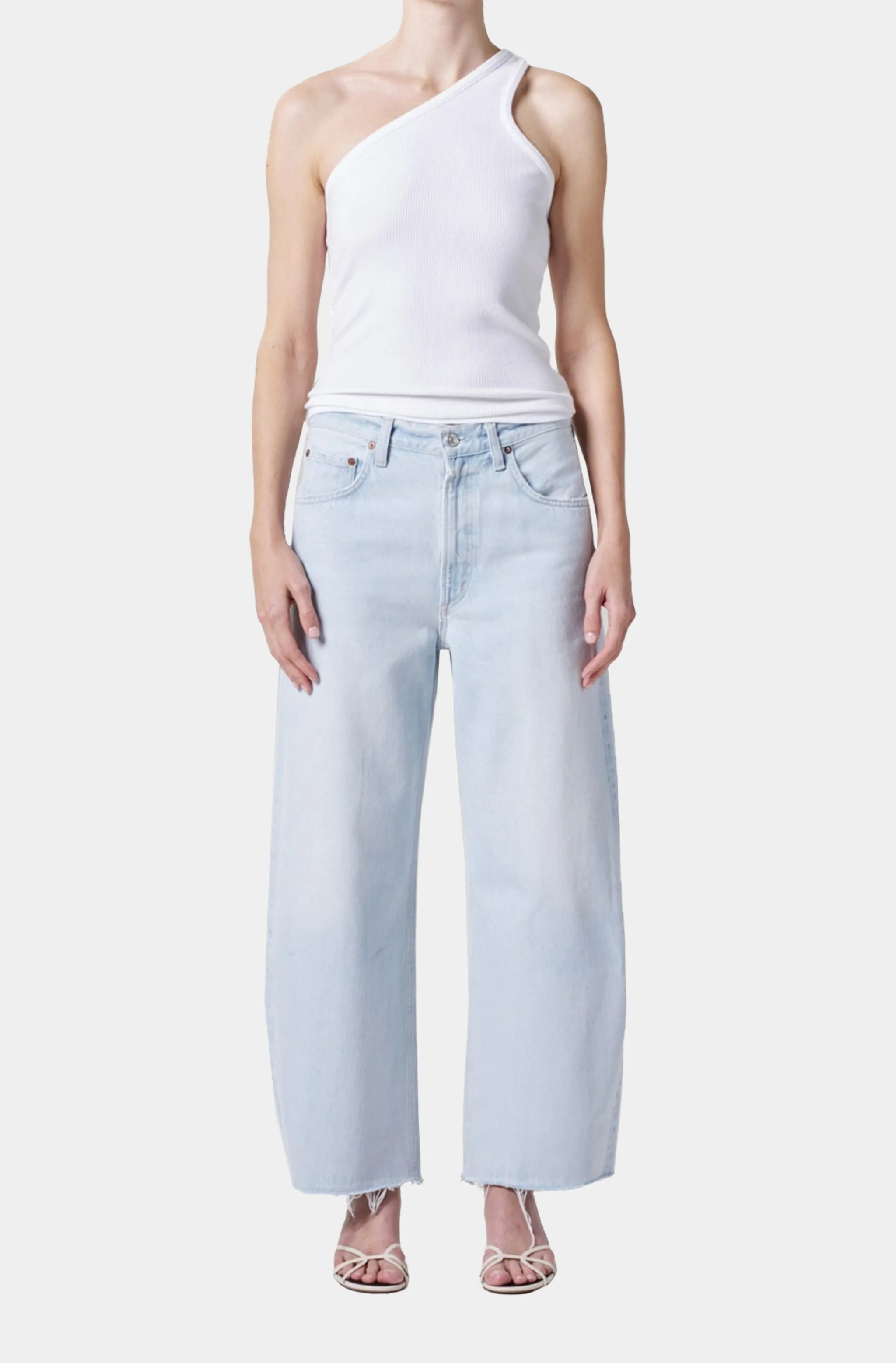 Low Curve Fray Pants